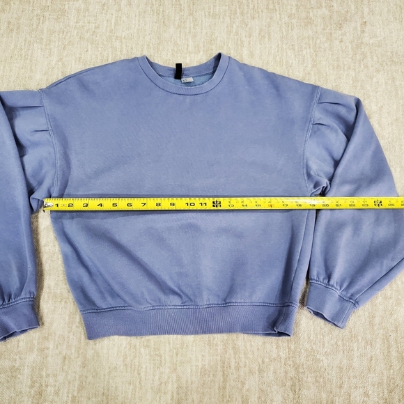 Women's Blue Sweater - Picture 5 of 9